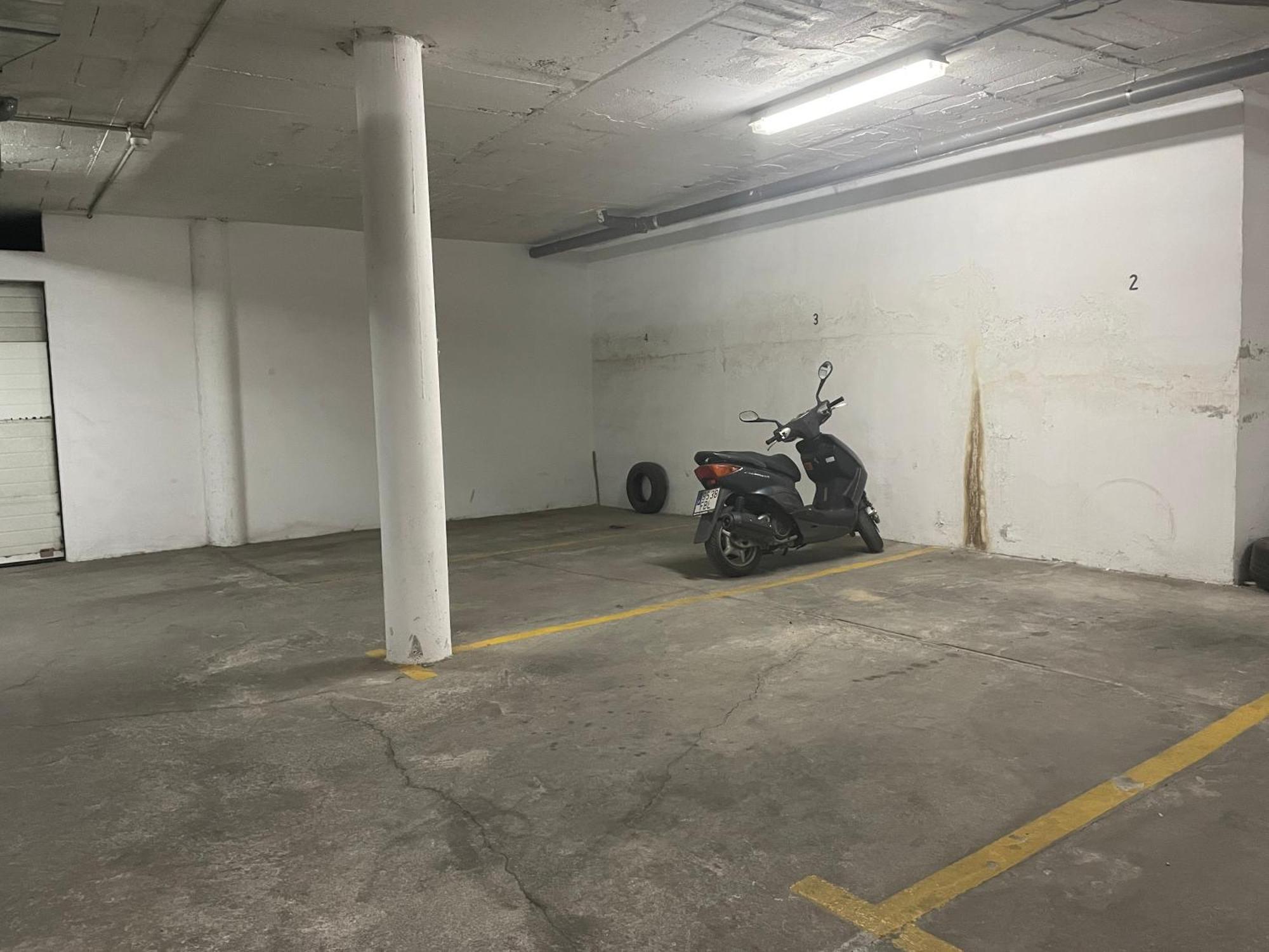 龙达Alameda Del Tajo III Centro Parquing公寓 外观 照片